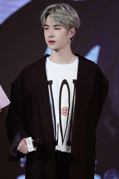 王一博飞车爆料视频大全,速度与激情的视觉盛宴